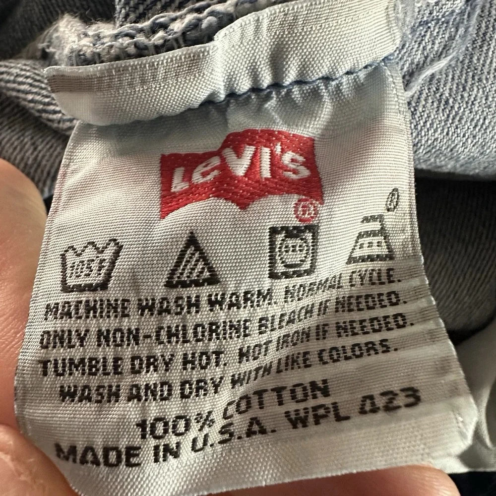 Vintage 90s Levis 501 Jeans Mens 32x32 Blue Denim Straight Fit Button Fly USA